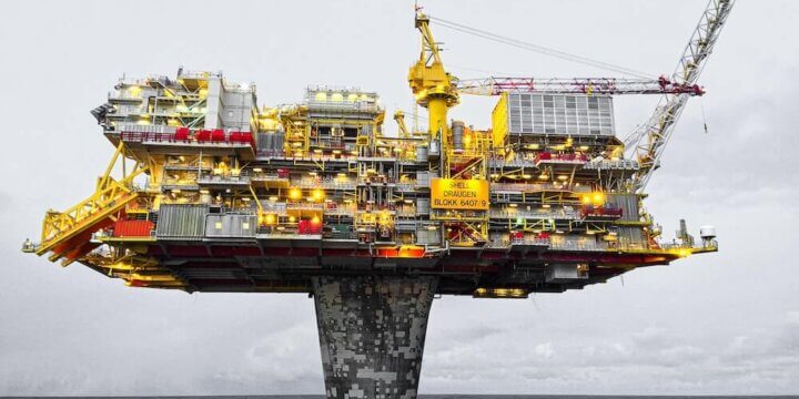 How to get a job in the oil rigs uk